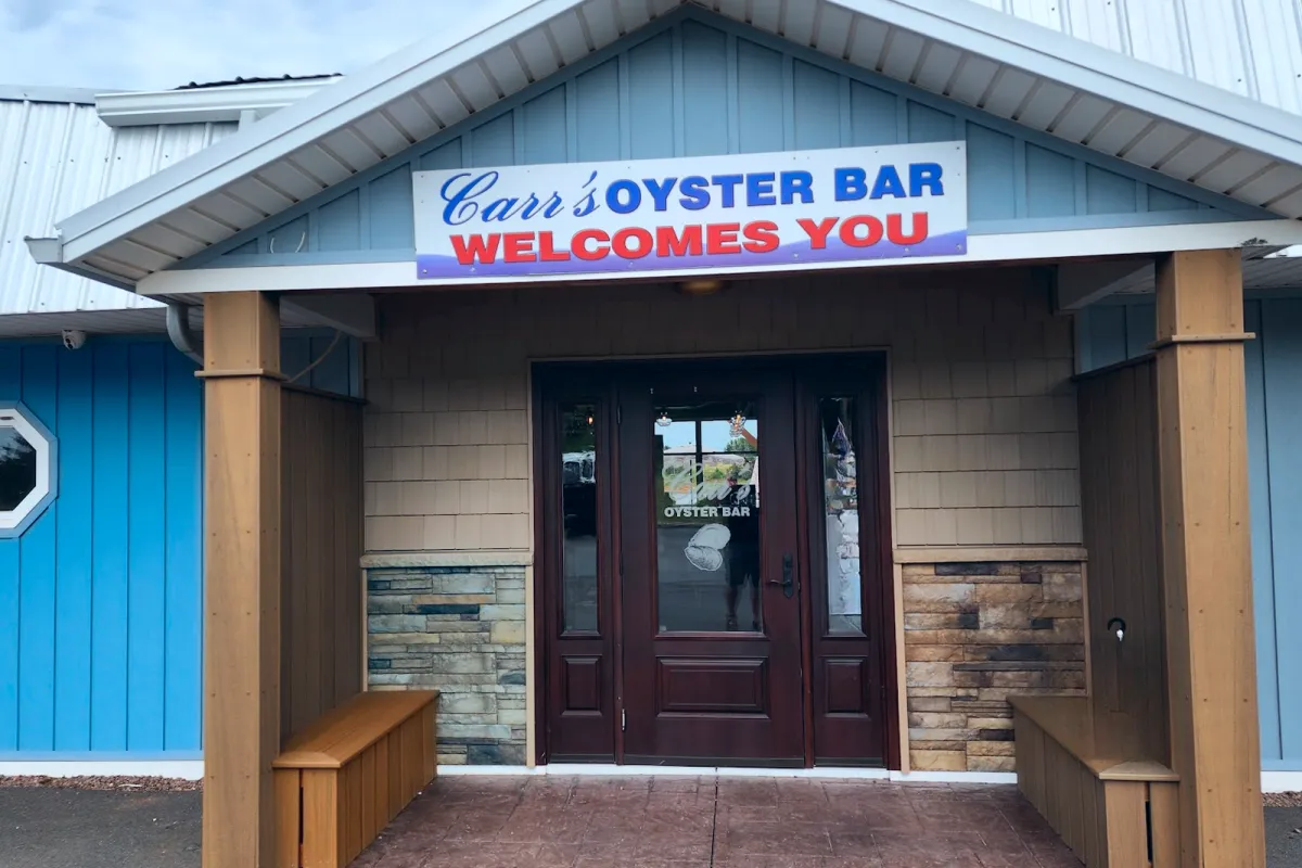 Carr's Oyster Bar photo 1