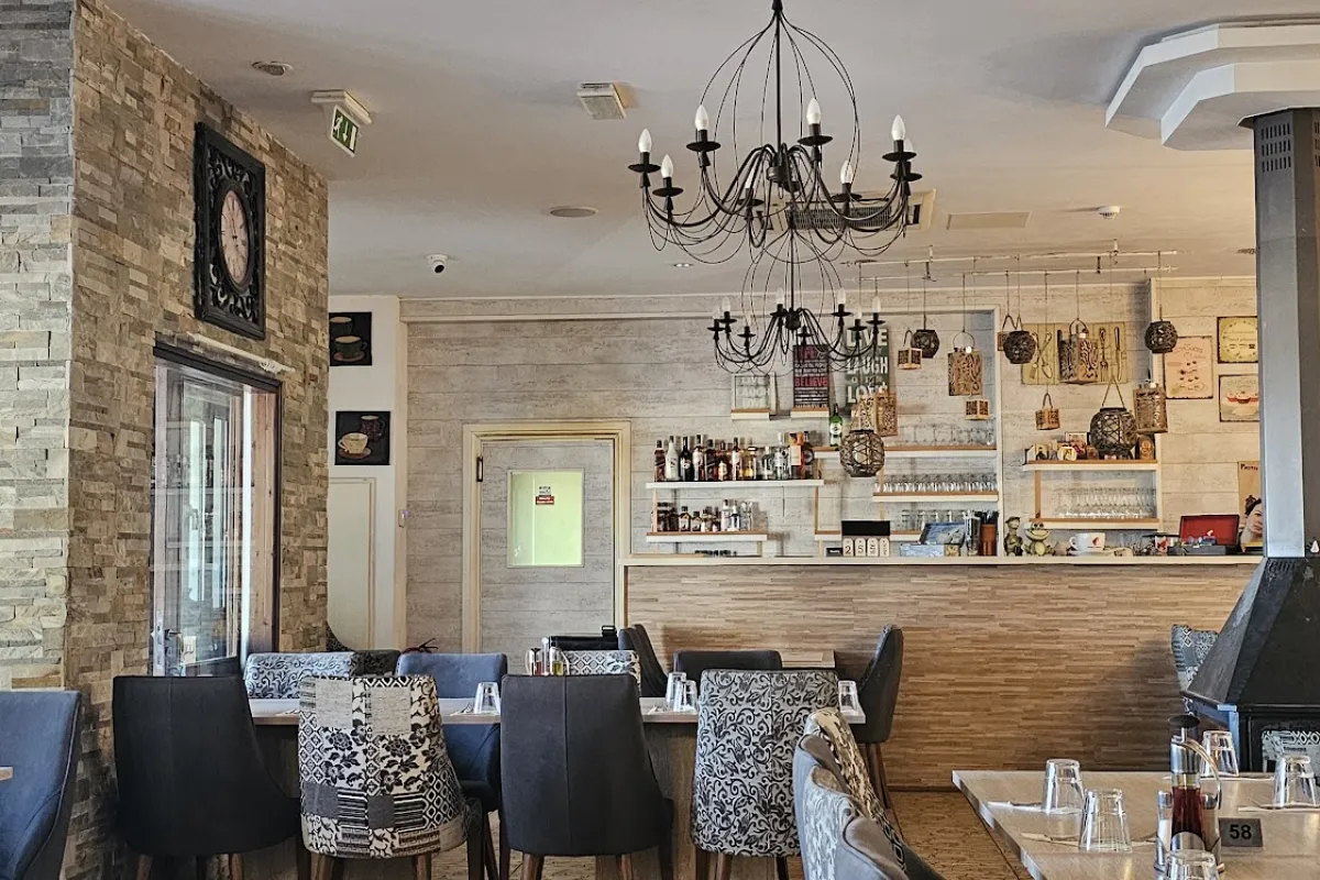 Pastos Restaurant photo 1