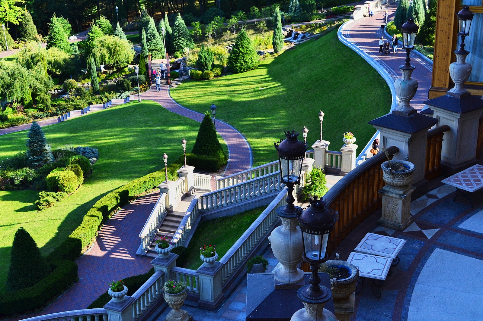 Mezhyhirya Park photo 11