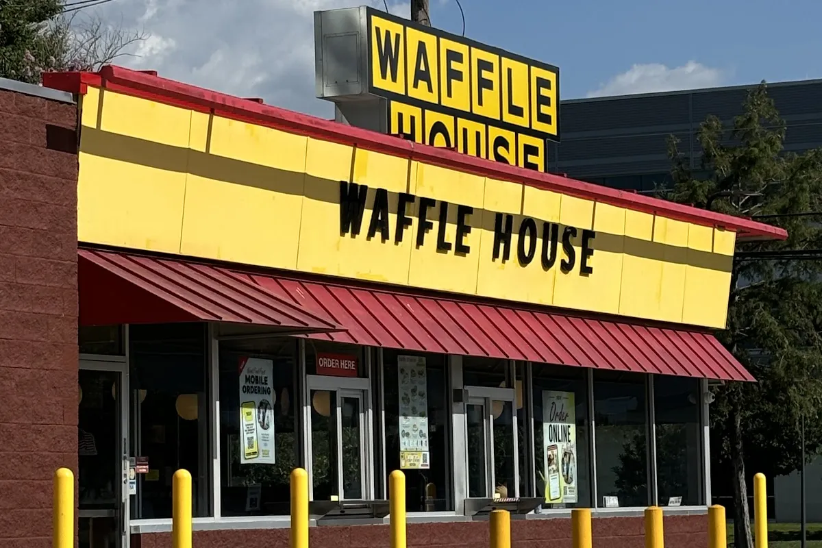 Waffle House photo 1