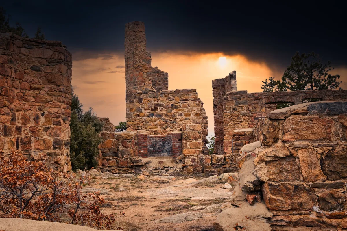 Walker Mansion Ruins photo 1