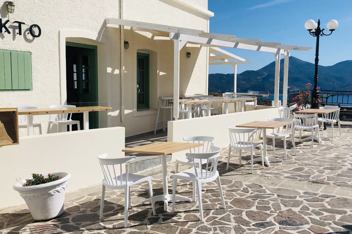 Restaurant OKTO Milos Island photo 1
