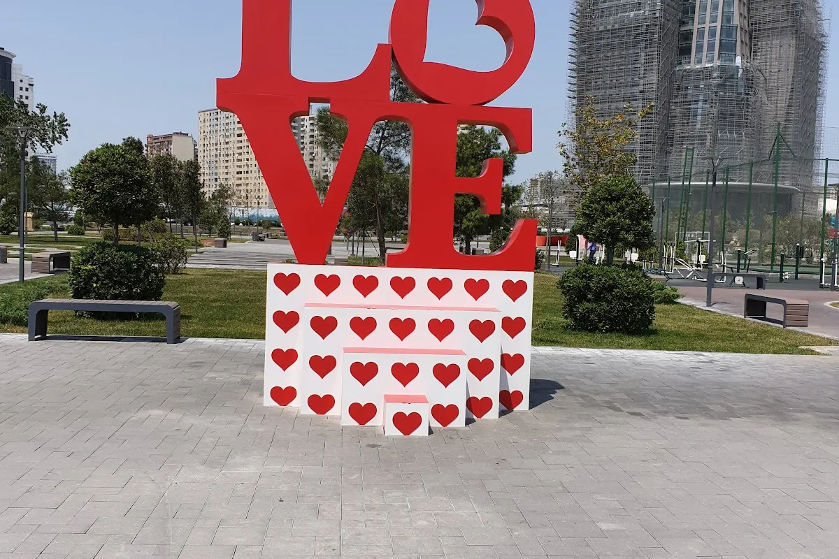 Sevgi parkı photo 1