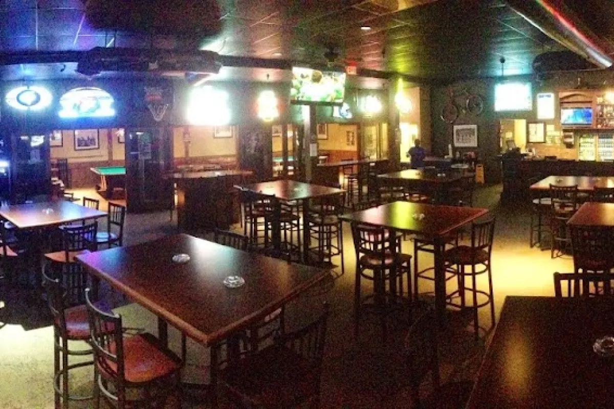 Mulligans Sports Pub photo 1