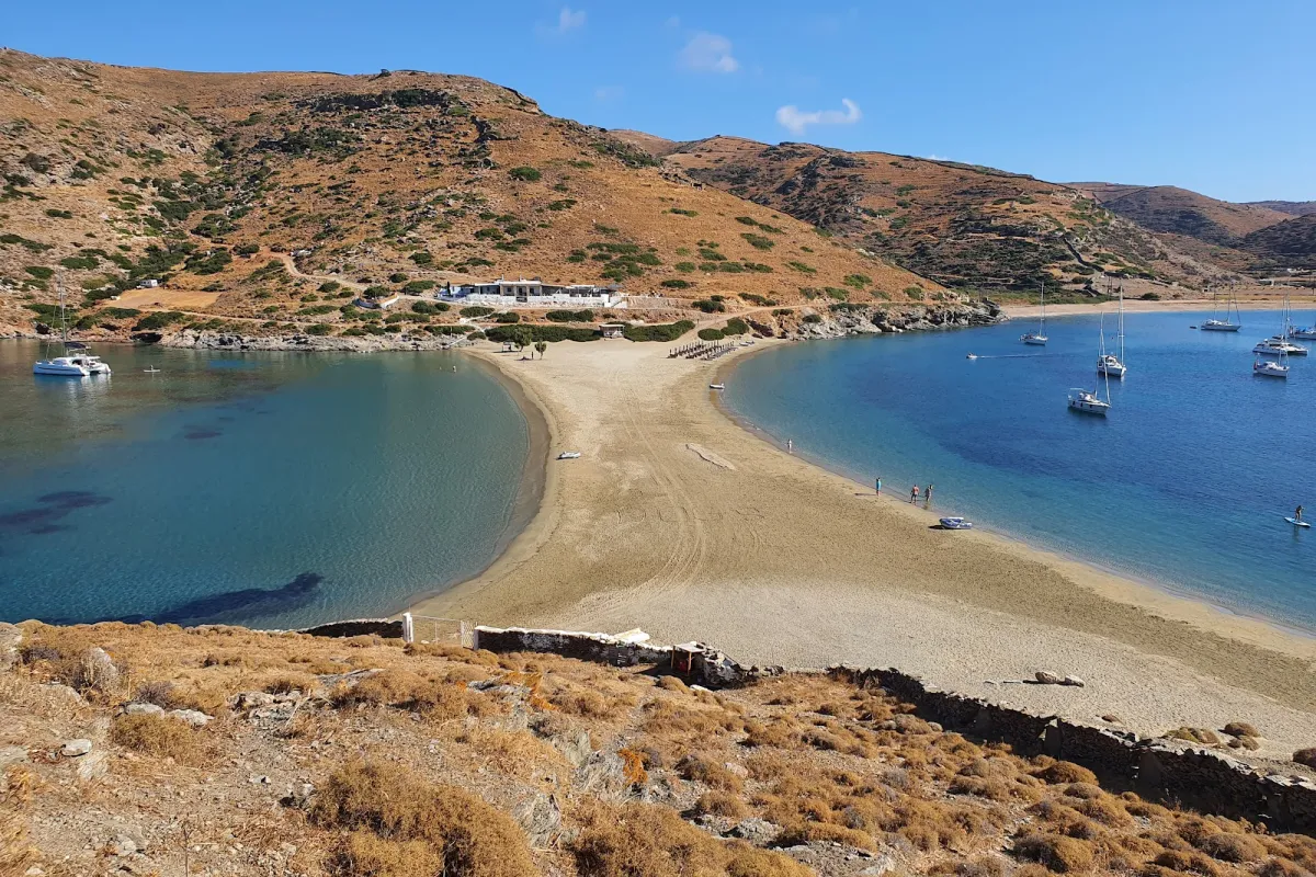 Paralia Kolona photo 1