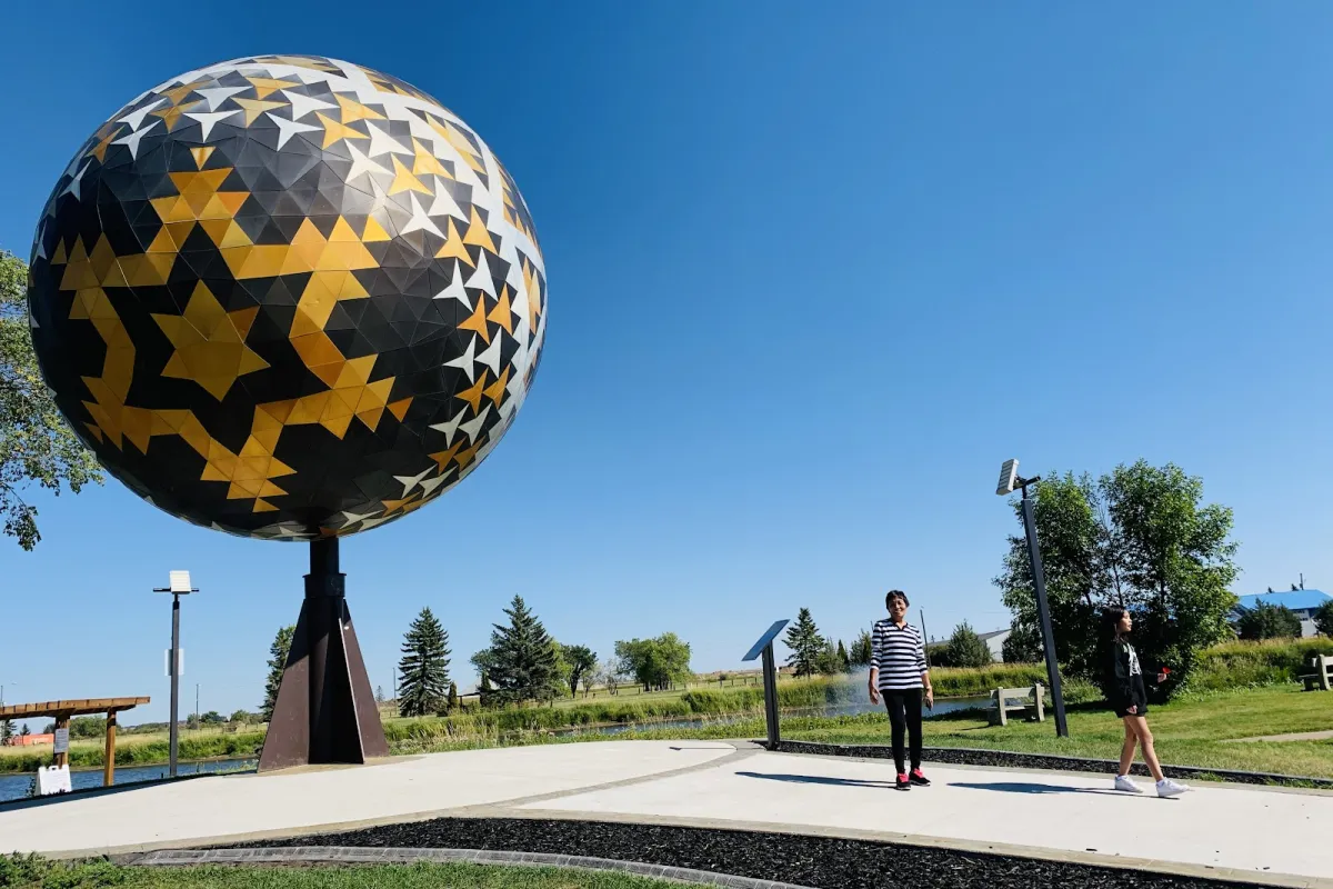 Vegreville Pysanka photo 1