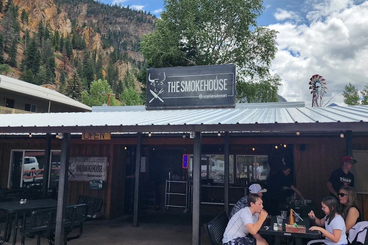 Smokin Yard's BBQ photo 1