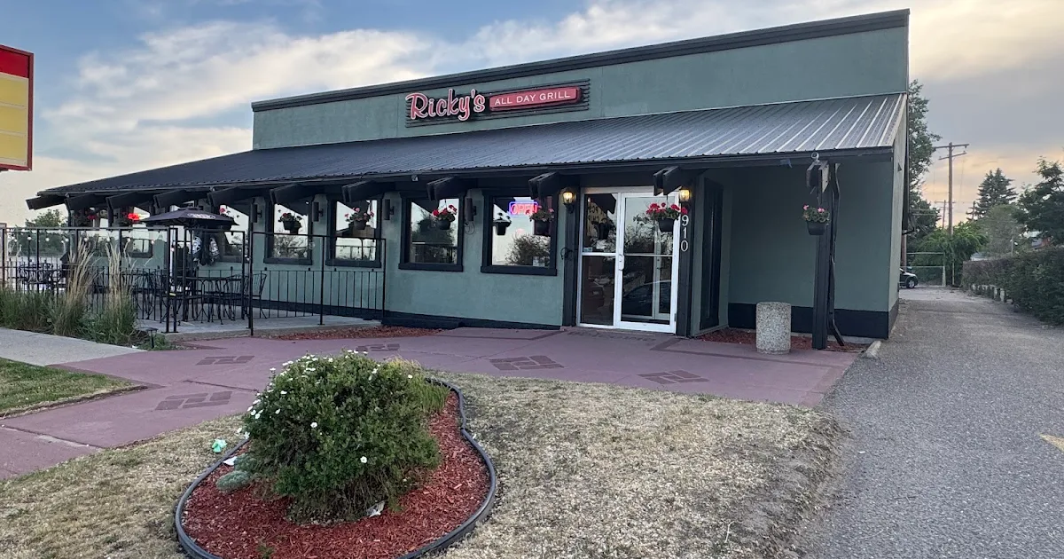 Ricky's All Day Grill - Medicine Hat photo 1