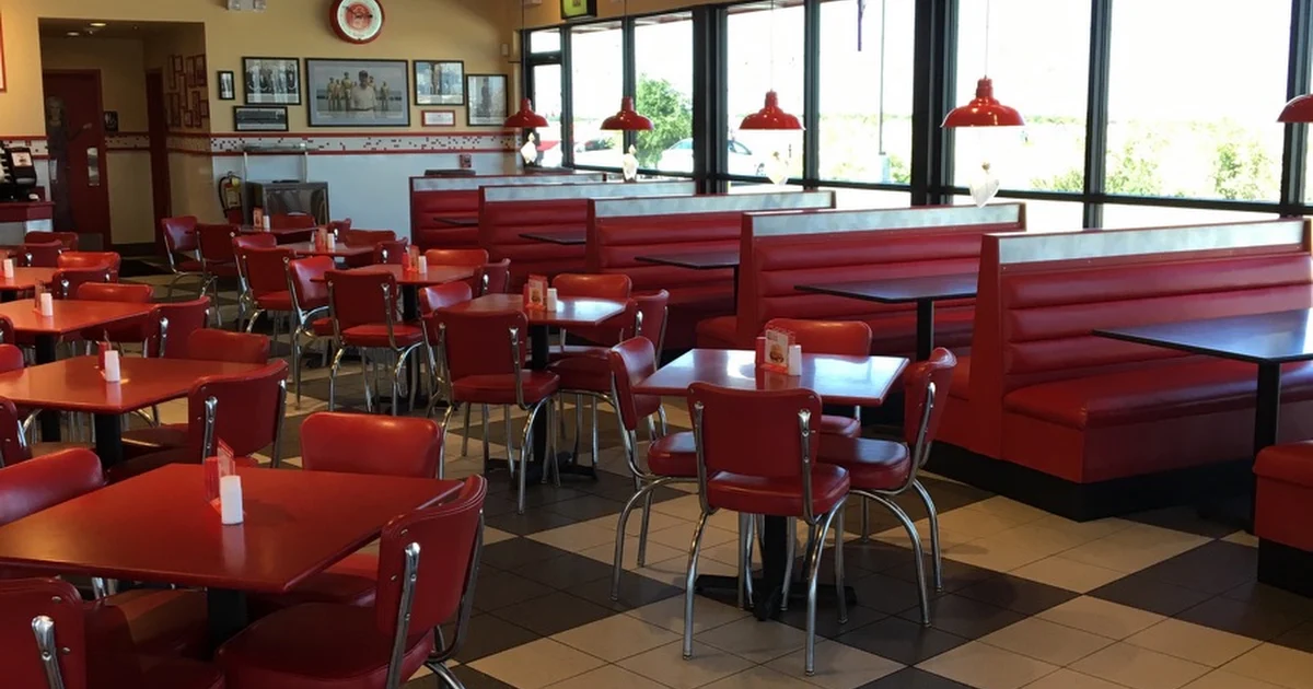 Freddy's Frozen Custard & Steakburgers photo 1