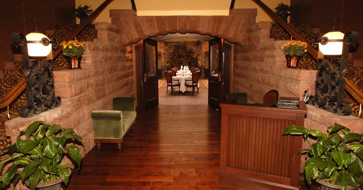 Barons Restaurant at Hotel Colorado Casual Dining photo 1