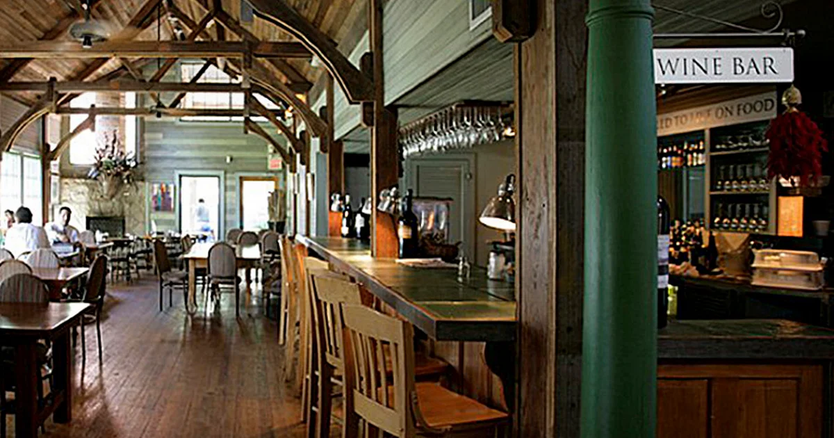 Huisache Grill photo 1