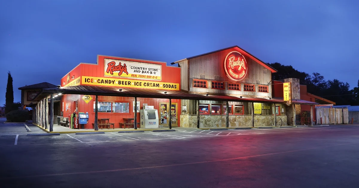 Rudy's "Country Store" and Bar-B-Q photo 1