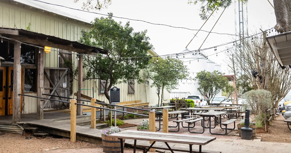 Clear Springs Restaurant photo 1