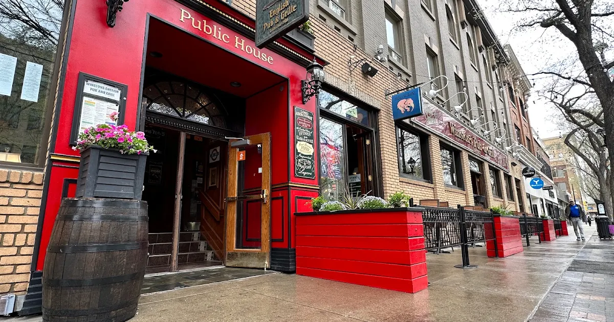 Winston's English Pub & Grill photo 1
