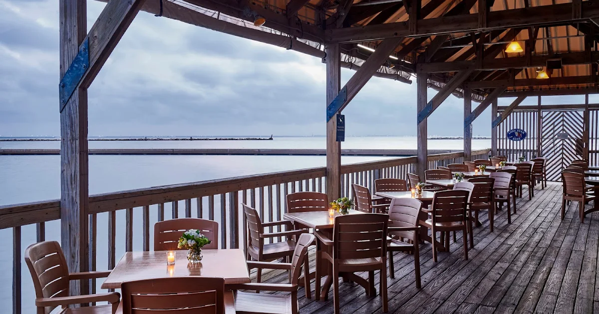 Landry's Seafood House photo 1