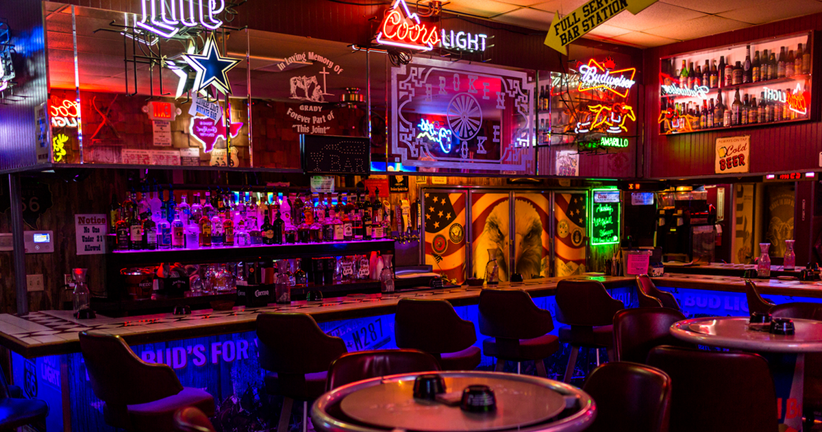 Broken Spoke Lounge photo 1