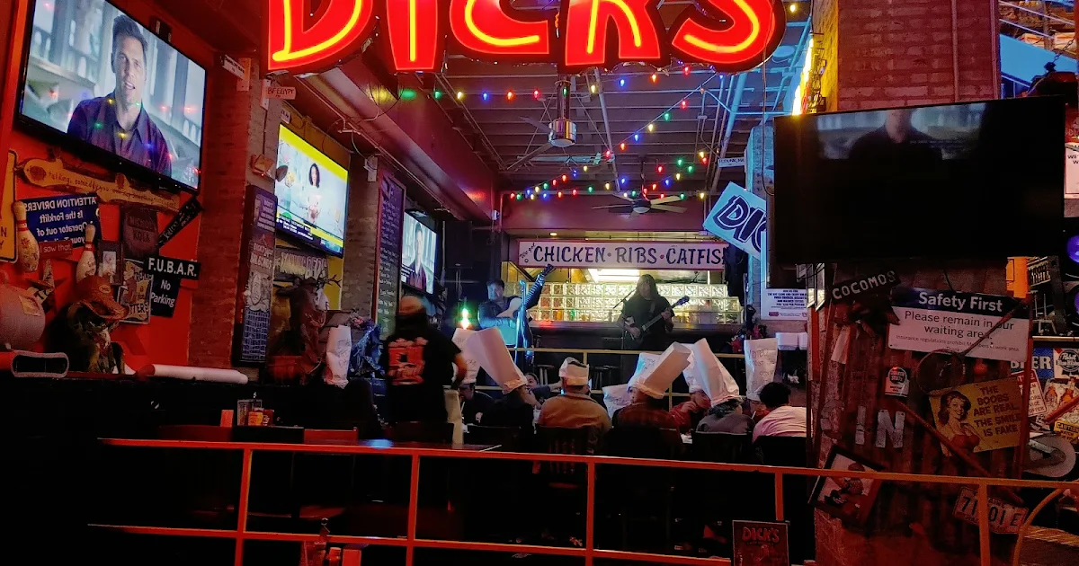 Dick's Last Resort - San Antonio photo 1