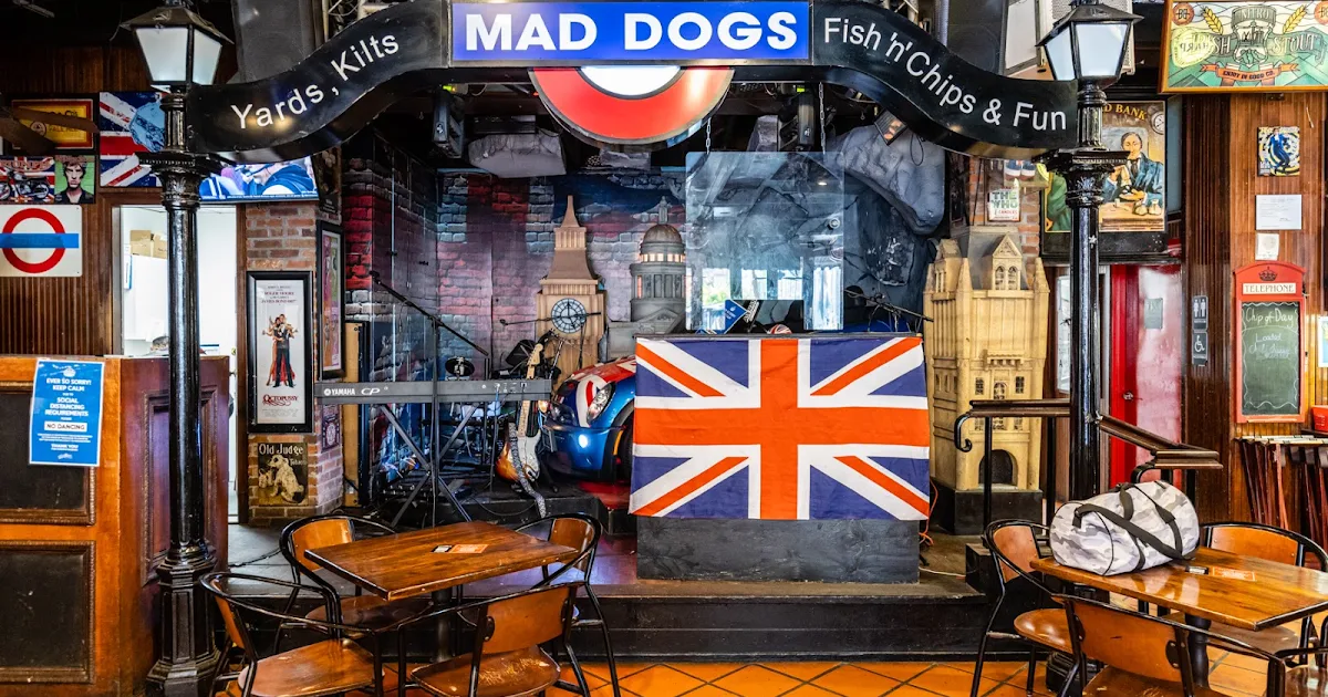 Mad Dogs British Pub (River Walk) photo 1