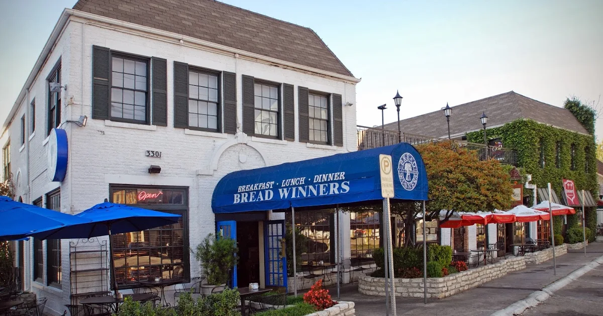 Bread Winners Cafe & Bakery photo 1
