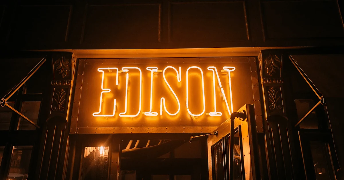 Edison Bar 24/7 photo 1