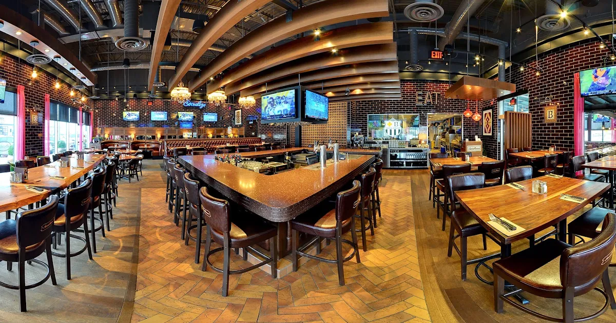 Browns Socialhouse Clearview photo 1