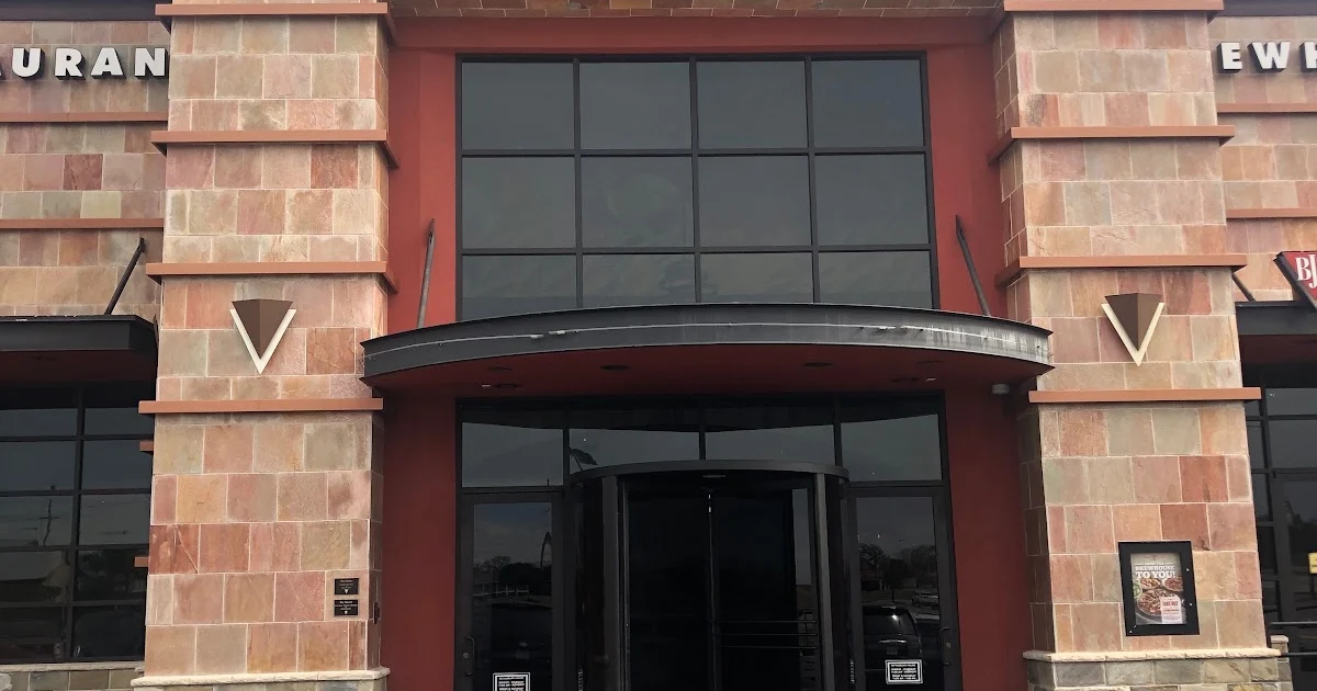 BJ's Restaurant & Brewhouse photo 1