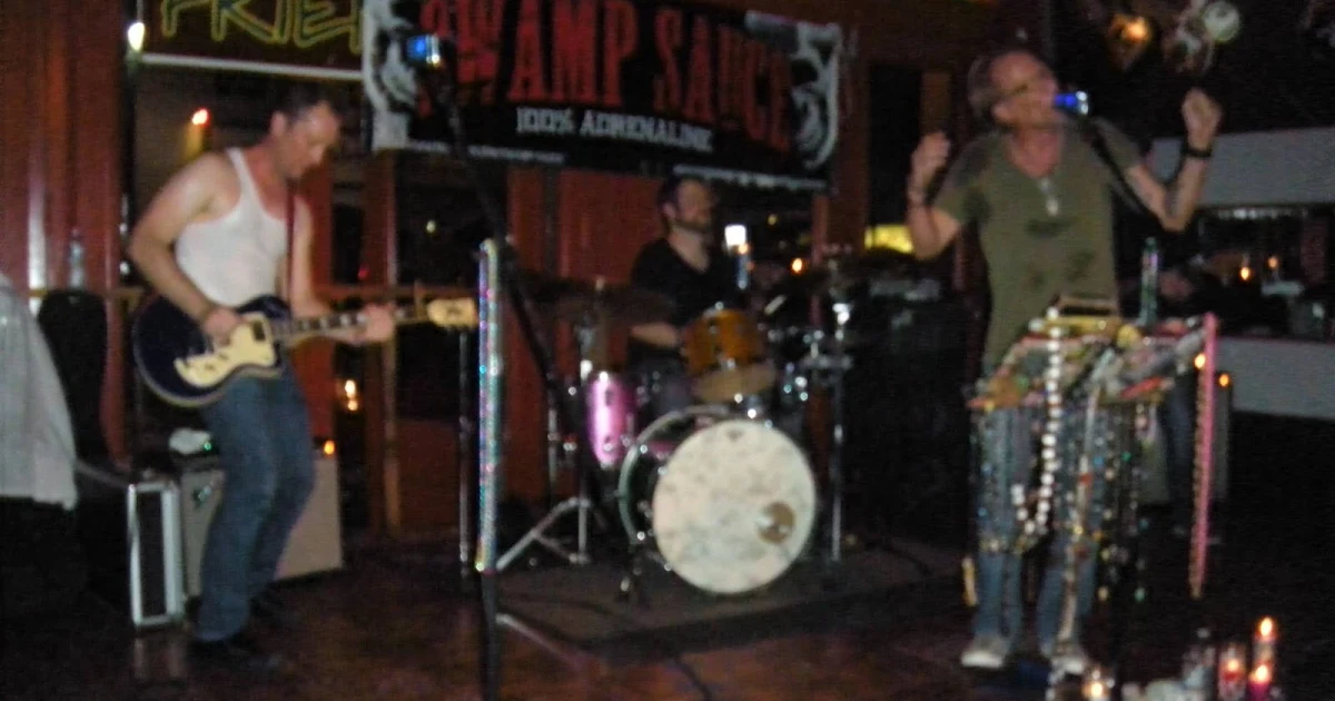 Friends Bar photo 1