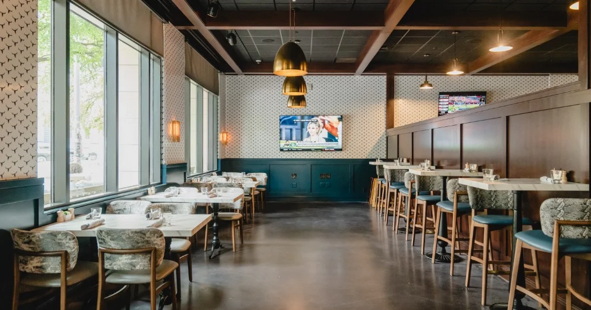 Champions Austin Restaurant & Bar photo 1