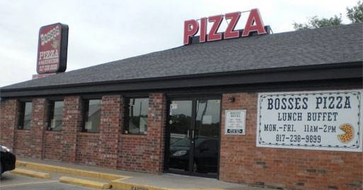 Bosses Pizza Wings & Burgers Lake Worth photo 1