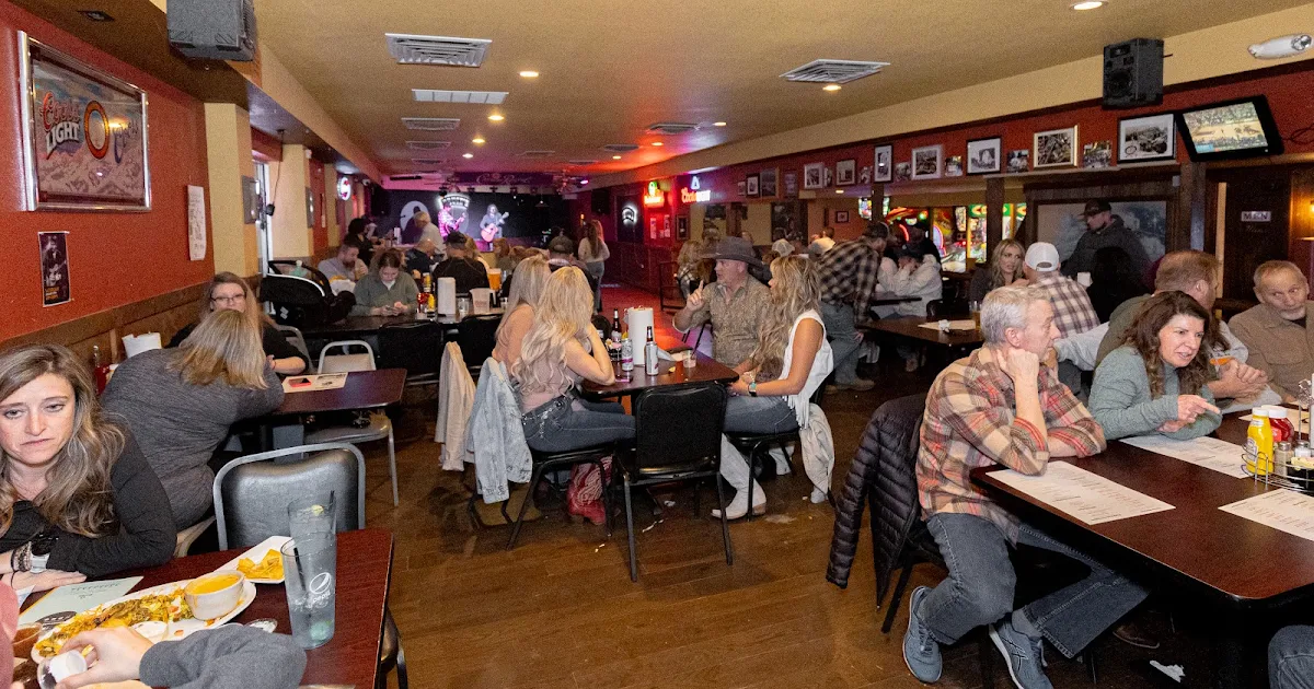 Bruce's Bar and Restaurant photo 1
