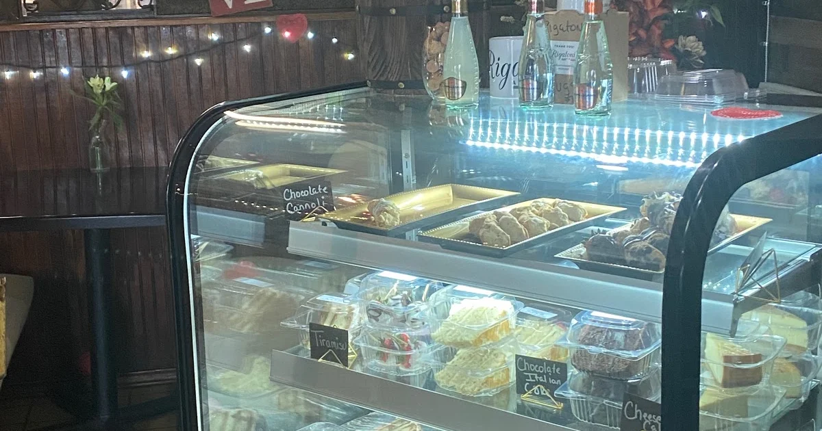 Rigatoni's Italian Restaurant photo 1