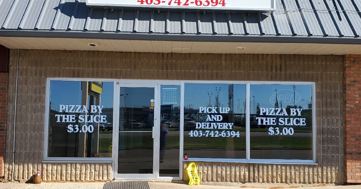 Cosmic Pizza Stettler photo 1