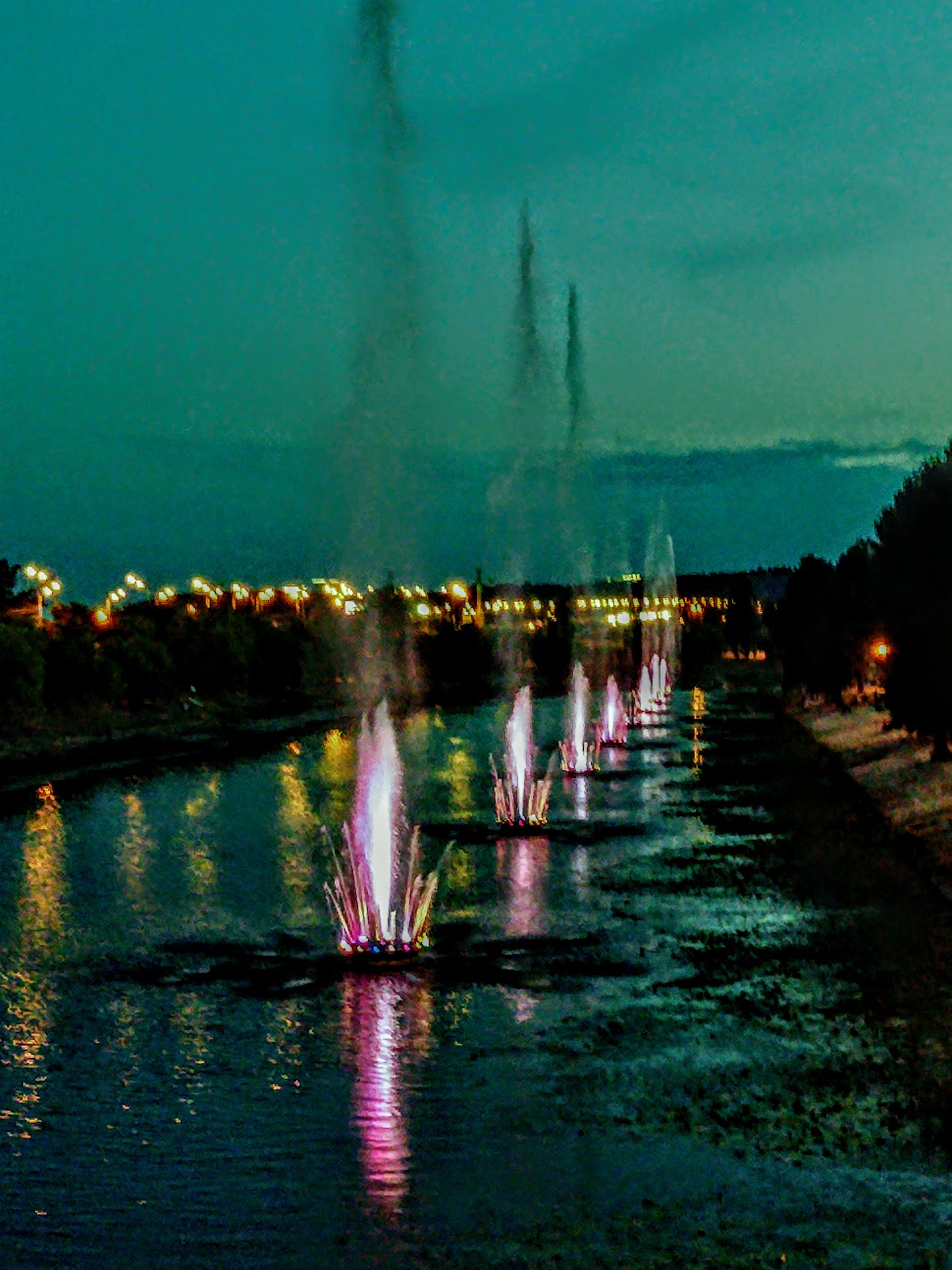 Rusanivski Fountains photo 7