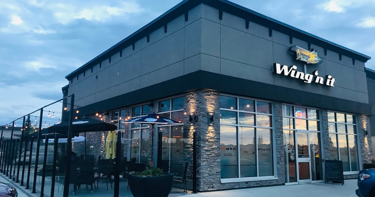 Wing'n It Restaurant - Grande Prairie photo 1