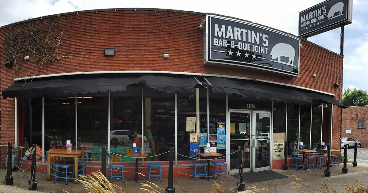 Martin's Bar-B-Que Joint photo 1