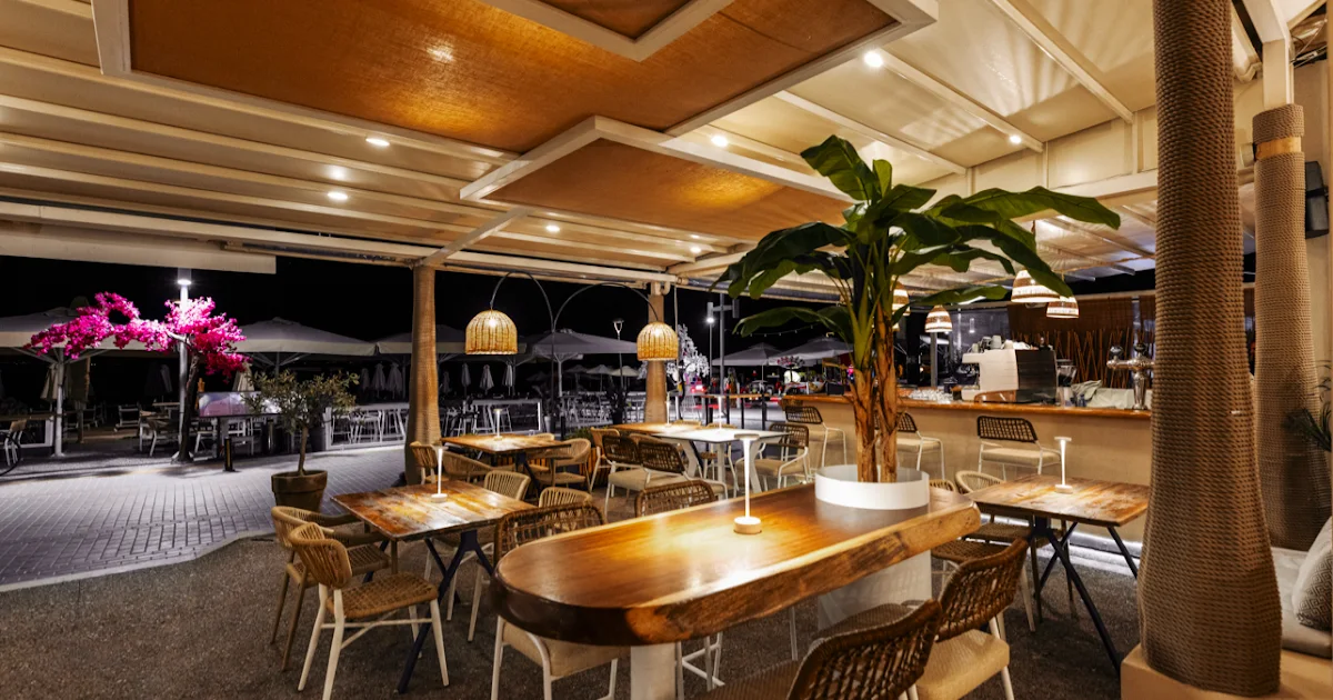 Alexandros Cafe Restaurant Bar photo 1