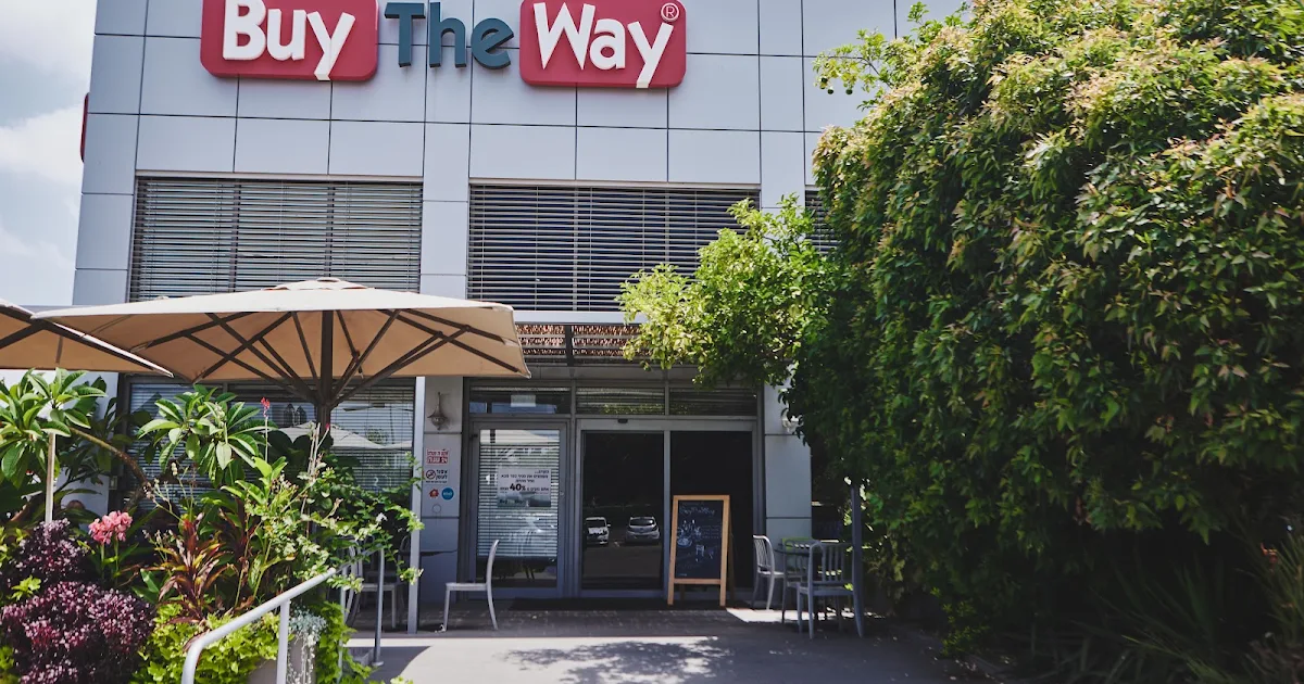 Buy the Way photo 1