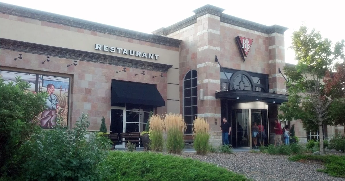 BJ's Restaurant & Brewhouse photo 1