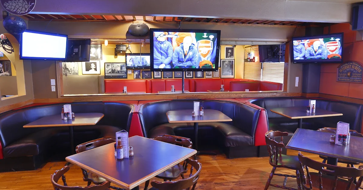 Legends of Aurora Sports Grill photo 1