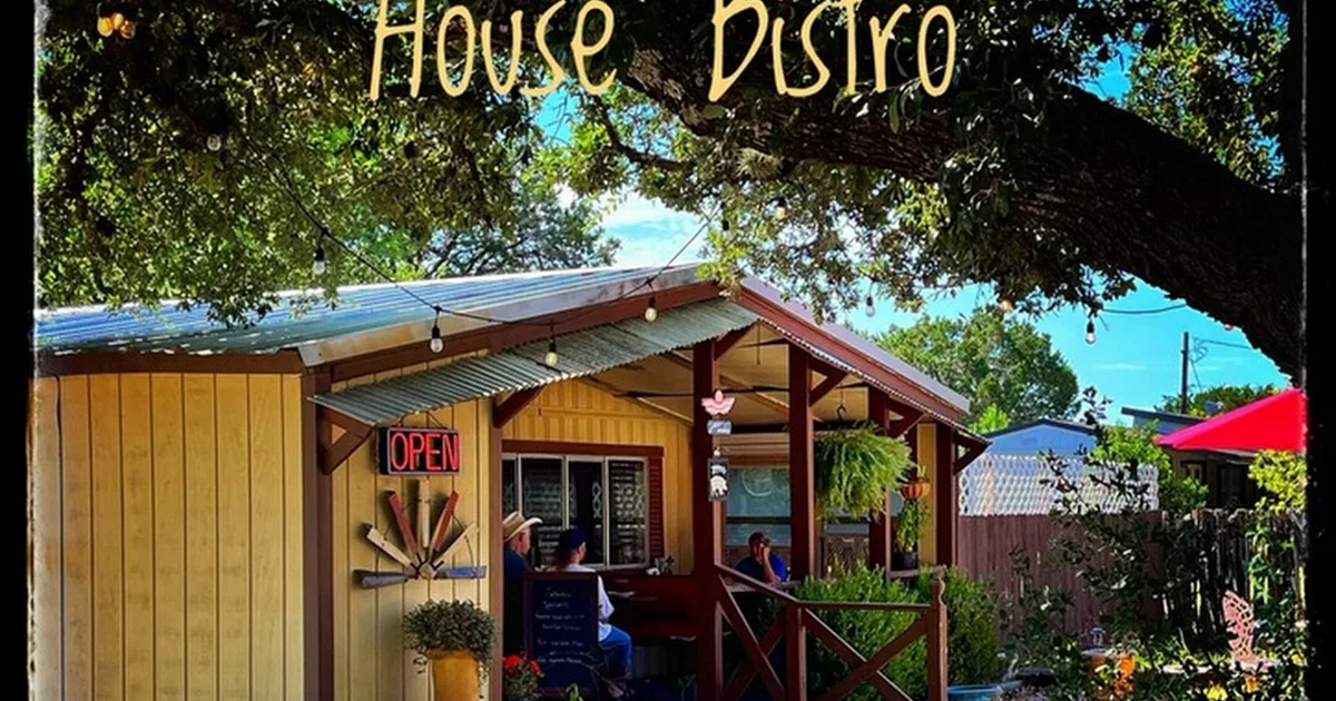 D'Vine House Bistro photo 1