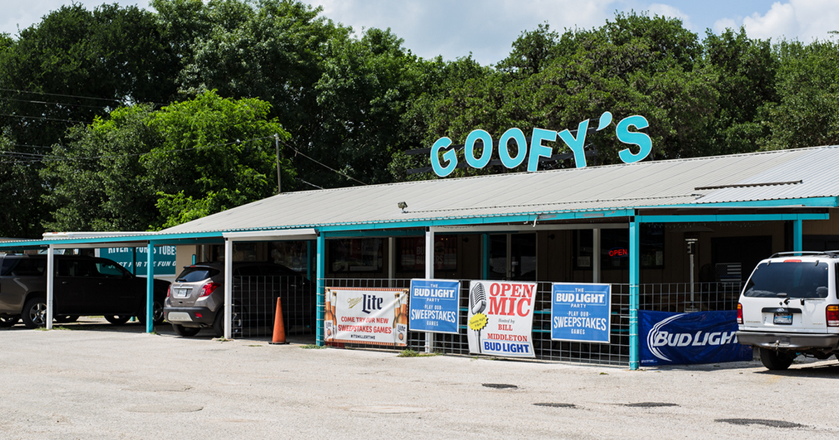 Goofy’s Grill photo 1