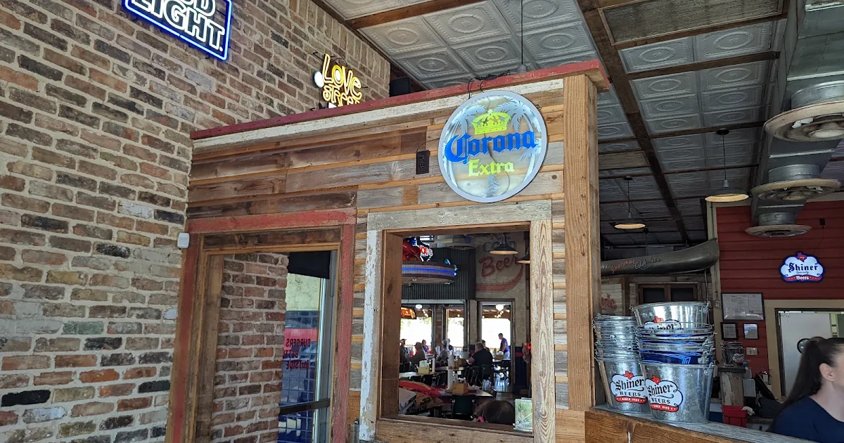Willie's Grill & Icehouse photo 1