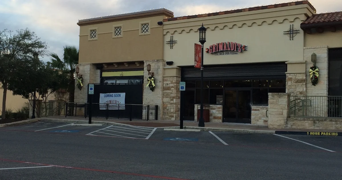 Grimaldi's Pizzeria photo 1