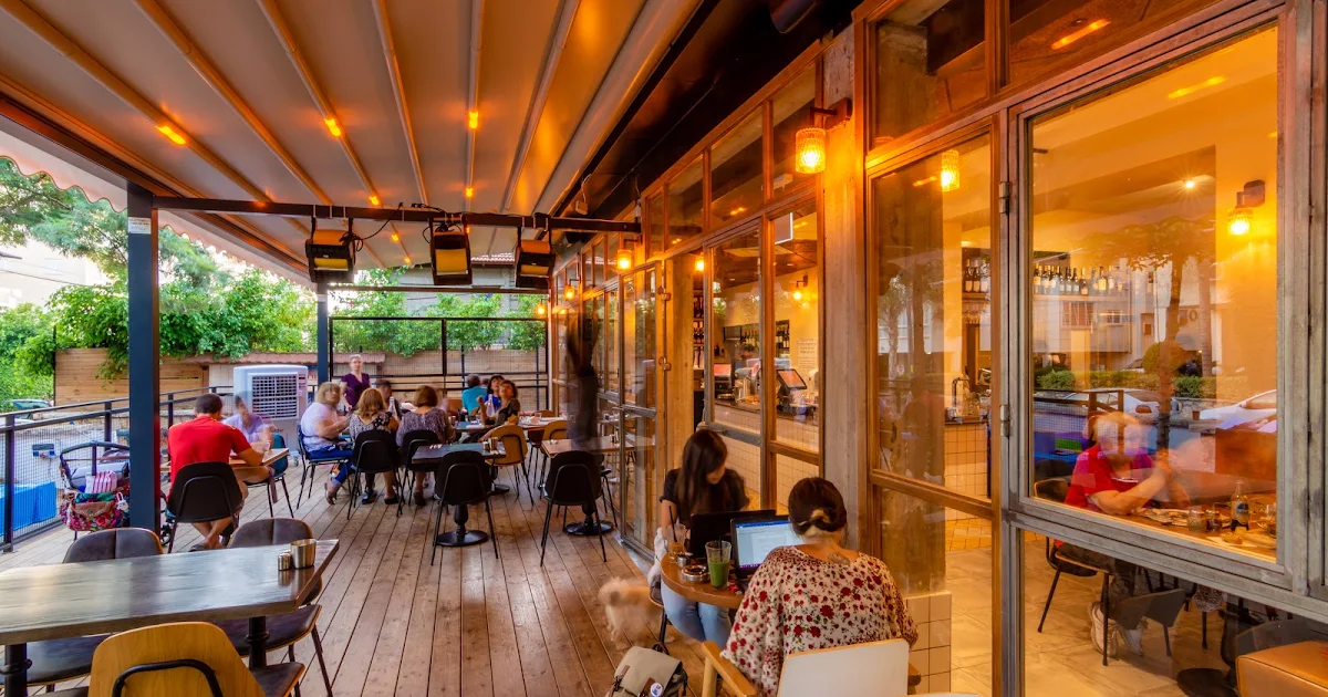 Alma Café photo 1