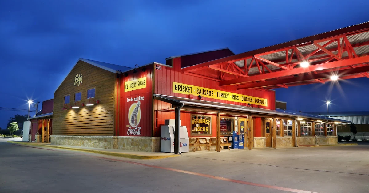 Rudy's "Country Store" and Bar-B-Q photo 1