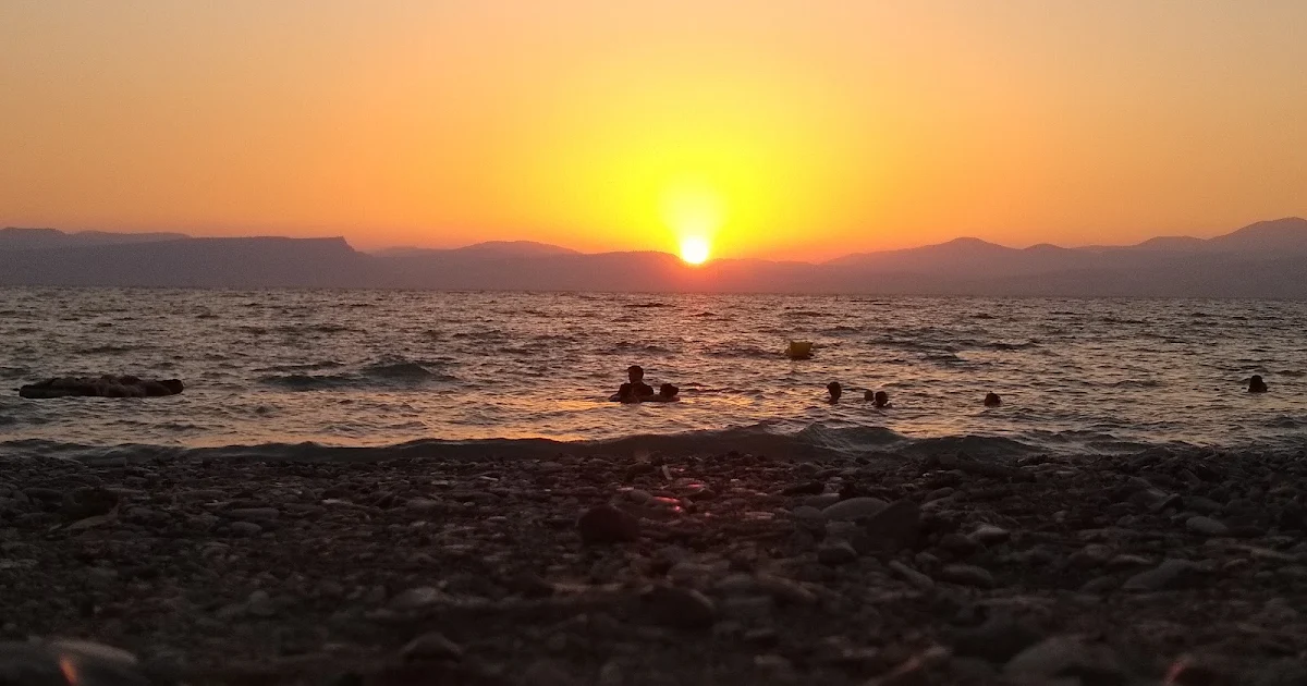 Kursi Beach photo 1