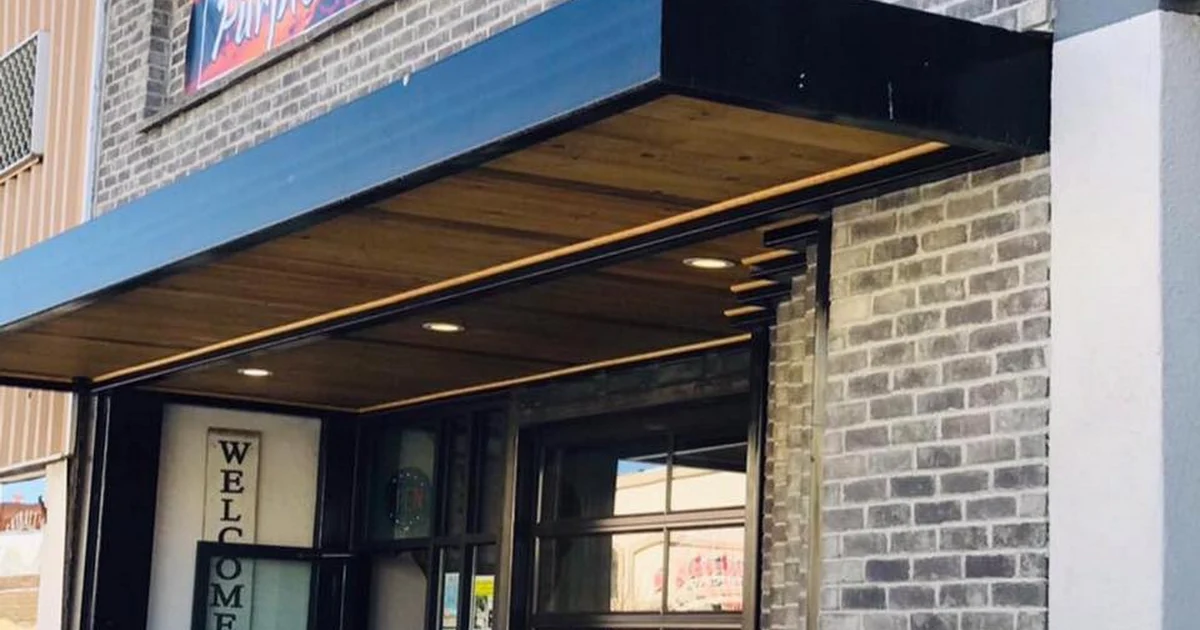The Purple Pig Pizzeria & Pub photo 1