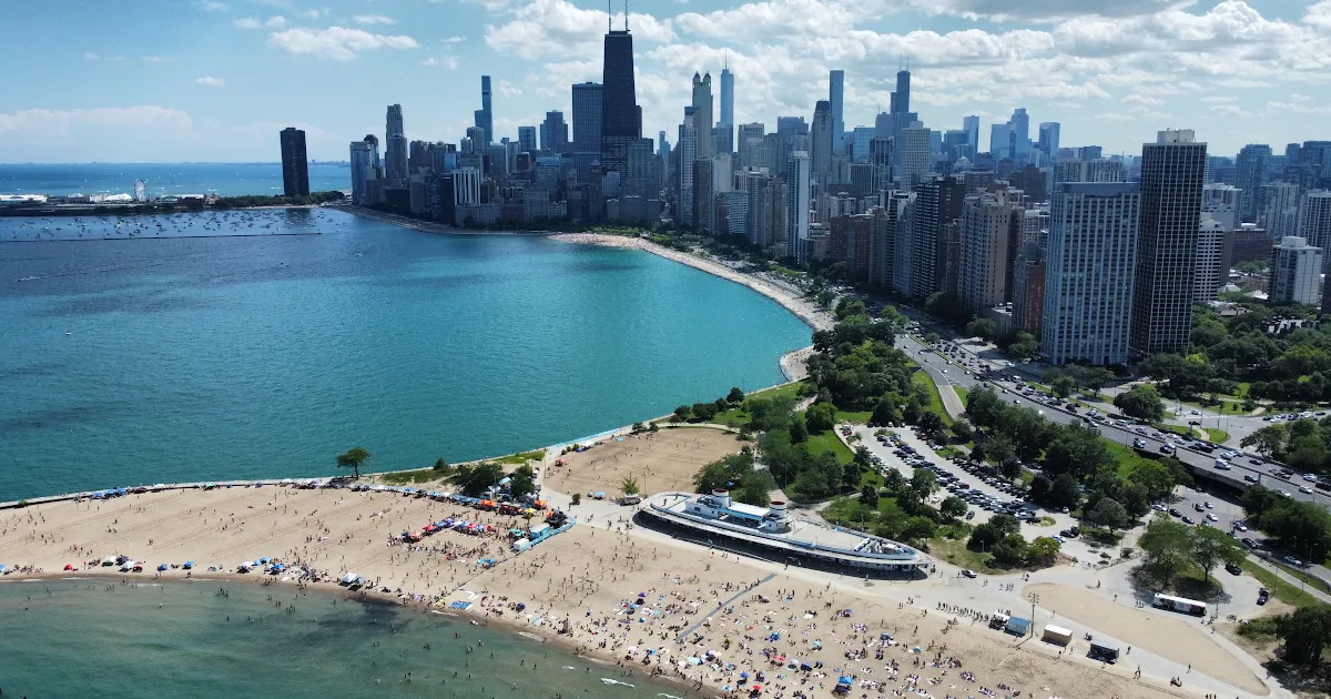 North Avenue Beach photo 1