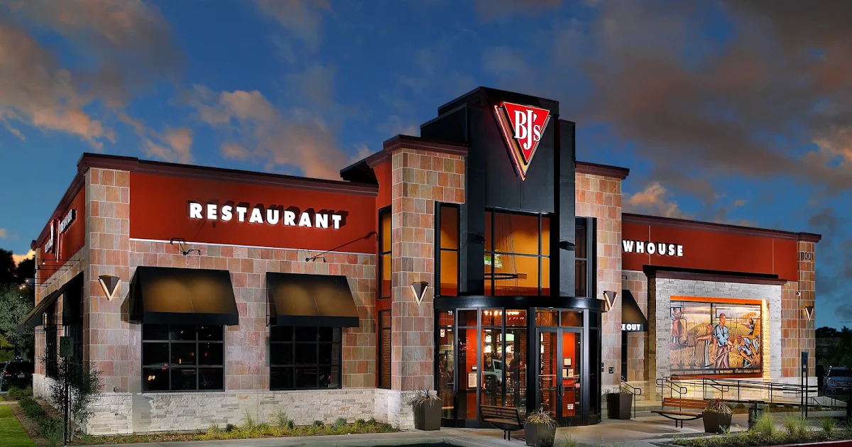 BJ's Restaurant & Brewhouse photo 1