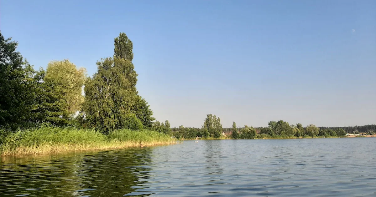 Nahorivske Lake photo 1
